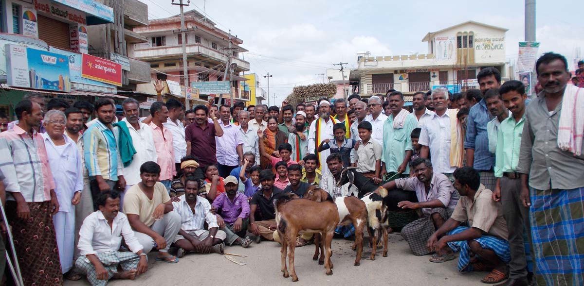 ನೀರಿಗೆ ಆಗ್ರಹಿಸಿ ಬೆಸಗರಹಳ್ಳಿ ಬಂದ್ ಯಶಸ್ವಿ